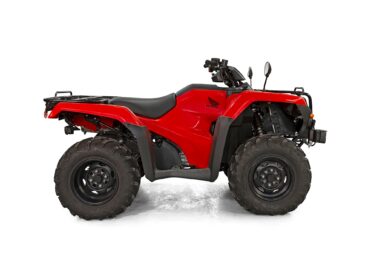 HONDA TRX420FE Traktor med hvid baggrund