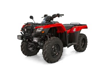 HONDA TRX420FE Traktor med hvid baggrund