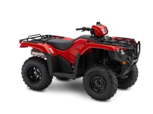 HONDA TRX520FE FourTraxForemen med hvid baggrund