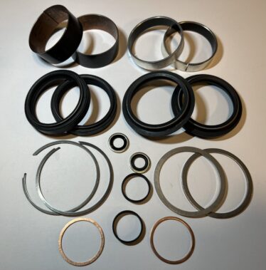 WP komplet service kit forgaffel 48mm.